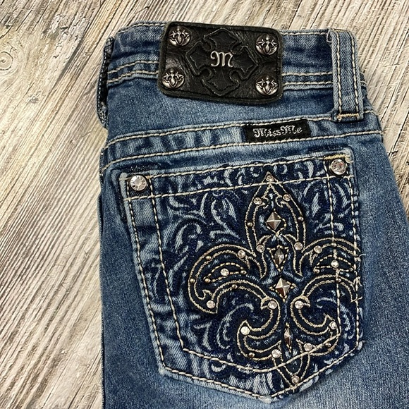 MISS ME BLING RHINESTONES SILVER STUDDED EASY BOOT DENIM JEAN - Picture 2 of 8